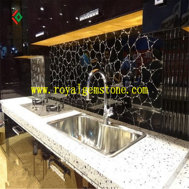 ��ʯ����ǽϵ��18